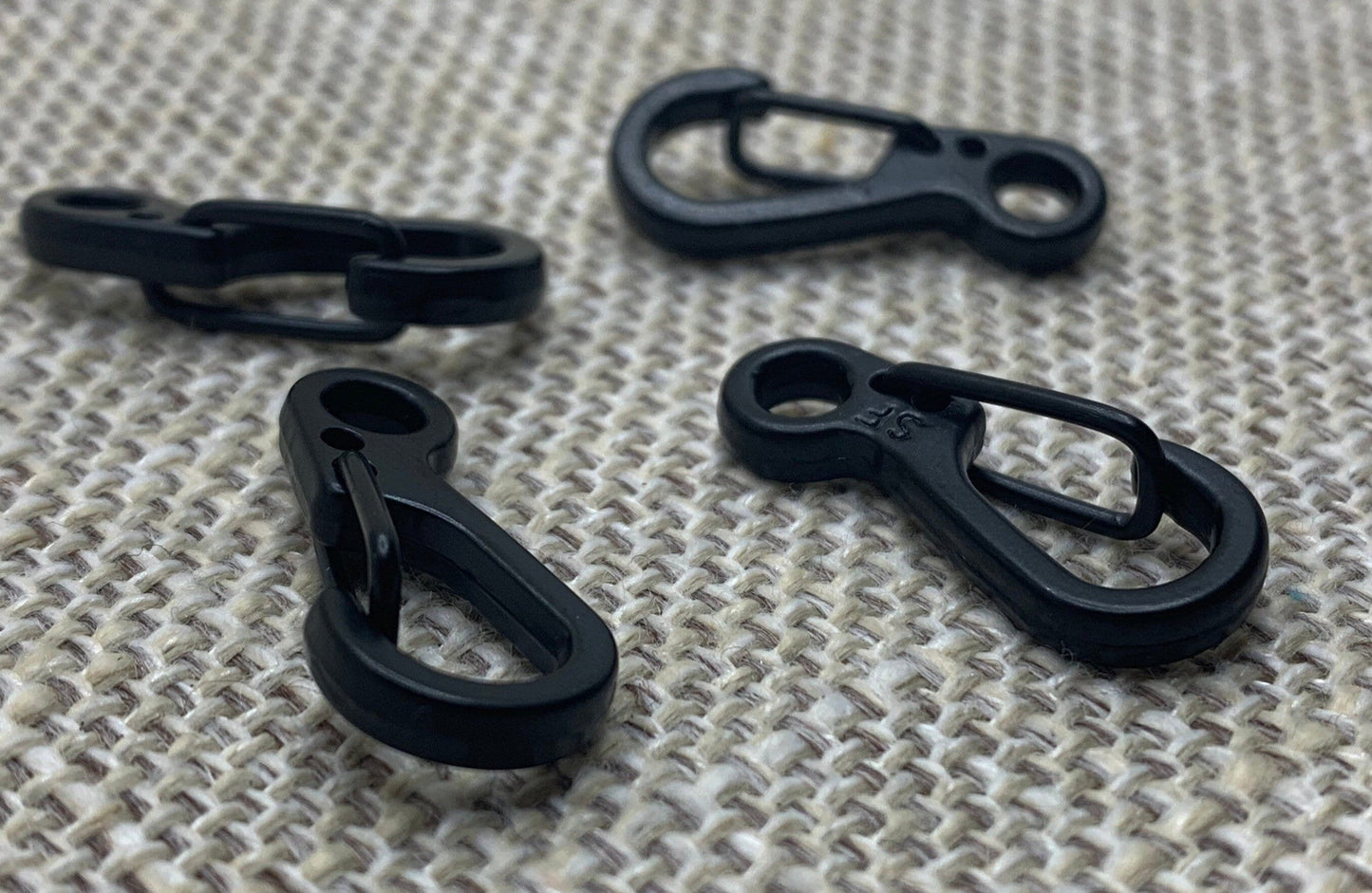 Black Painted Metal Clips, Carabiner Clips, Tassel  or Tzit Tzit Clip Up close picture